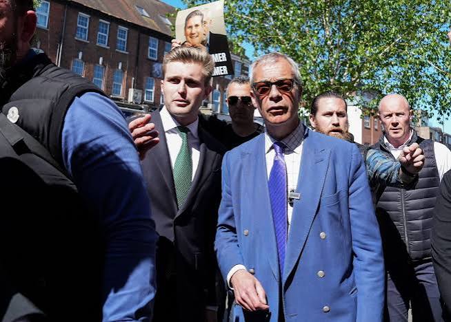 Police set to interview Farage over Reform donations