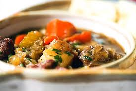 This sounds like a good way to use up left over corned beef and cabbage. Corned Beef And Cabbage Stew