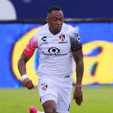 Ibarra ha estado dos temporadas con los rojinegros. Liga Mx Pese Al Regreso De Renato Ibarra Aficion Estalla Por La Alineacion Del Atlas