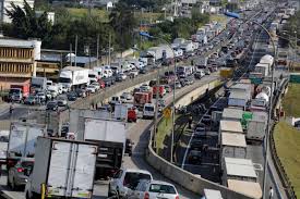 A data foi escolhida por por ser o dia do motorista. Greve Dos Caminhoneiros 2018 Historia Do Brasil Infoescola