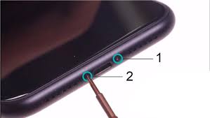 If your iphone xr screen is cracked, not responding to touch, or not showing a picture when your phone is powered on, use this guide to restore your iphone to working order with a new screen, a.k.a. How To Tear Down Iphone Xr To Replace Iphone Xr Lcd Screen