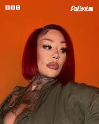 Gwen York's Instagram, Twitter & Facebook