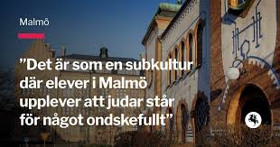 Ο χρήστης Sydsvenskan στο Twitter: "Judehat bland elever i Malmö skrämmer  och provocerar lärare. Vi har mött skolanställda vars yrkesliv förändrats  av antisemitism. https://t.co/B8lAqQ3wix… https://t.co/OdxBt979HB"