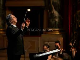 Il maestro muti alla vigilia degli 80 anni: Dedicato A Bergamo E Online Il Concerto Con Riccardo Muti Donato Da Bper Banca Bergamonews
