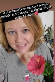 My hibiscus are loving our MN weather this year! 🩷