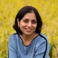 Pooja Dua's Instagram, Twitter & Facebook