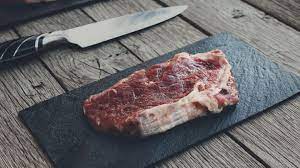 Verschoben von 2020 auf 2022) auf die großen bühnen des landes zurück. Angeberwissen Zehn Tipps Fur Das Perfekte Steak Vom Grill Stern De