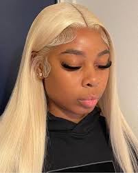 pls at what month can one start going for antenatal,or what kind of drugs  can one be taken in first trimester