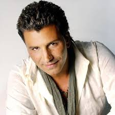 Oliver Frank 黑膠唱片與唱片目錄- Vinyl Me, Please