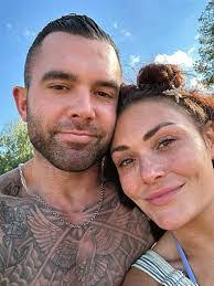 Carol Blohm's Instagram, Twitter & Facebook