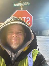 Is it possible to walk from Broadway to Country Music Hall of Fame?