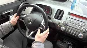 Hand position to begin a left or right turn. How To Do Hand Over Hand Steering Driving Lesson For Beginners Youtube