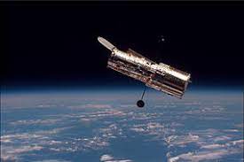 Nasa captured this brilliant celebrity star to mark the occasion. Teleskop Angkasa Hubble Wikipedia Bahasa Melayu Ensiklopedia Bebas