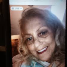 How to find fall harvest sales to participate in as a vendor?