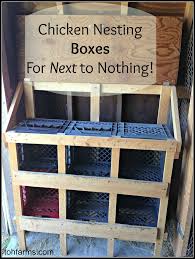 How We Made Chicken Nesting Boxes Using Scrap Pieces Of Wood And Discarded Milk Crates Yet Another Exampl Huhn Nistkasten Hinterhofhuhner Chicken Coop Designs