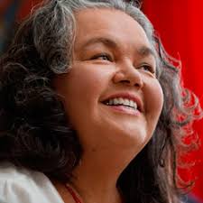 For her second act, alumna merges interests in arts and education •  Graduate Newsroom • Lewis & Clark