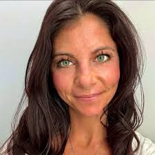 I need suggestions of your favorite place for bread pudding!