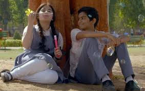 Secret Superstar A Review Lifein70mm Secret superstar is a story relating to a daughter/girl who dreams to be a singer; secret superstar a review lifein70mm
