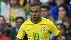 How much is his net worth? Everton Soares Absent From Gremio Training As Rumours Of Arsenal Move Continue 90min