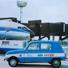 L'aéroport est relié à l'autoroute a106 et est donc. French Jetliner Caravelle And Renault 4 Not 3 At Paris Orly Airport In The Early 70s The Airline Merged With Air France In 1997 Europe