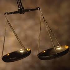 ROBERT M KNAUER ATTORNEY