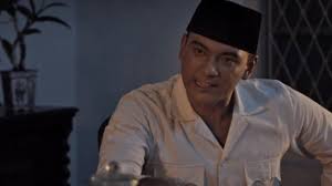 Baim Wong Vs Ario Bayu Siapa Yang Lebih Cocok Memerankan Soekarno Kumparan Com