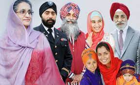 Sikhs can be grouped not only by their sect but also by their style of dress and by the. Who Are Sikhs What Is Sikhism Sikhnet