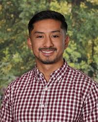 Courtney Kinder's Instagram, Twitter & Facebook