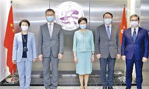 22 hours ago · 夏寶龍指出，香港在中華民族偉大復興歷史進程中大有可為，但必須嚴格落實「愛國者治港」原則，確保政權掌握在愛國愛港人士手中，絕不容許任何一個反中亂港分子混進特區管治架權，同時要確保選出管治能力強的堅定愛國者，要德才兼備、有管治才幹。 Ijesayvhkzmzim