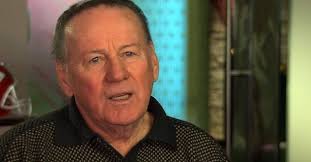 Len Dawson, Hall of Fame quarterback and popular broadcaster, dies at age  87
