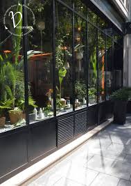 Vitrine Plantes Suspensions Macrame Plantemacrame Designfloral Decoplante Decors Maisonvertumne Paris Green Decoration Plante Fleuriste Deco Salon