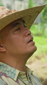 Hōkūleʻa Student Navigator and Voyaging Assistant, Lucy Lee, sat down with  @chaminadeuniversity to discuss her future sail plan, both