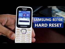 The service comes with a variety of modules that allow you to change the lock screen, notification pane, volume and media settings, the o. Video Factory Reset Samsung B310e