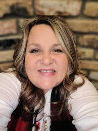 Sherry Askew's Instagram, Twitter & Facebook