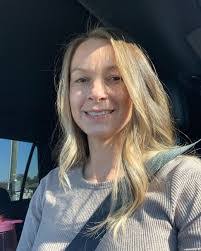 Tabitha Oneill's Instagram, Twitter & Facebook