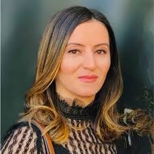 Stacey Cormier's Instagram, Twitter & Facebook