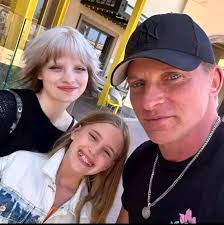 No matter what time it is, I'm always thinking of you 💟🧸💟🧸  #steveburtonForeverLo…