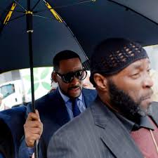 Some makes and models may not be eligible. He Tried To Break Me Dominique Gardner One Of R Kelly S Longtime Girlfriends Speaks Out The New Yorker