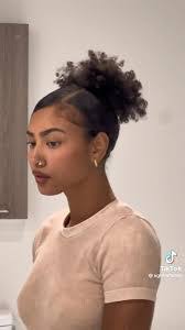 Mackenzie Hendricks's Instagram, Twitter & Facebook