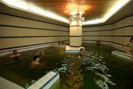 It is a famous spa town, with a number of warm, salty lakes well known for their the hotel's restaurant serves local specialties and international cuisine in an elegant setting. Oferte Hotel Sovata Ensana Health Spa Statiuni Balneoclimaterice Romania