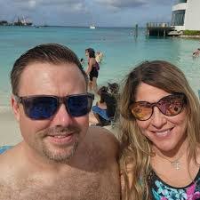 Amber Beach's Instagram, Twitter & Facebook