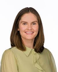 Laura Kiefer's Instagram, Twitter & Facebook