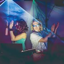 Hochzeiten in moers, mönchengladbach und mülheim an der ruhr sowie münchen, münster und tanzbands, showband oder partyband, stimmungsbands, oder auch tanzbands, musikbands und. Hochzeit Moderation Musikband Dj Tamada Studio Waage Home Facebook