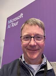 Clint Diamond's Instagram, Twitter & Facebook