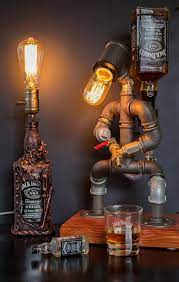 weihnachtsgeschenk schnaps alkohol whisky spender etsy whiskey dispenser robot lamp jack daniels birthday