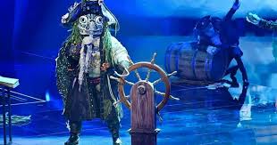 Weitere ideen zu sascha, josie schildkröte, lustig. The Masked Singer Wer Ist Die Schildkrote