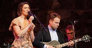 No, no, mandy moore and shane west never dated. Mandy Moore Sings A Walk To Remember Classic Only Hope At In Home Concert Fans Can T Stop Crying Meaww