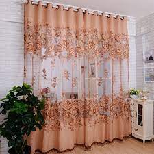 Bela dançarina feminina com roupas pretas e vermelhas praticando no quarto branco perto da janela. Pin Em Cortinas