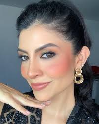 Lili Chávez (@lilichavezh) • Instagram photos and videos