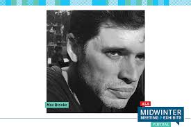 Navigating Fictional Worlds